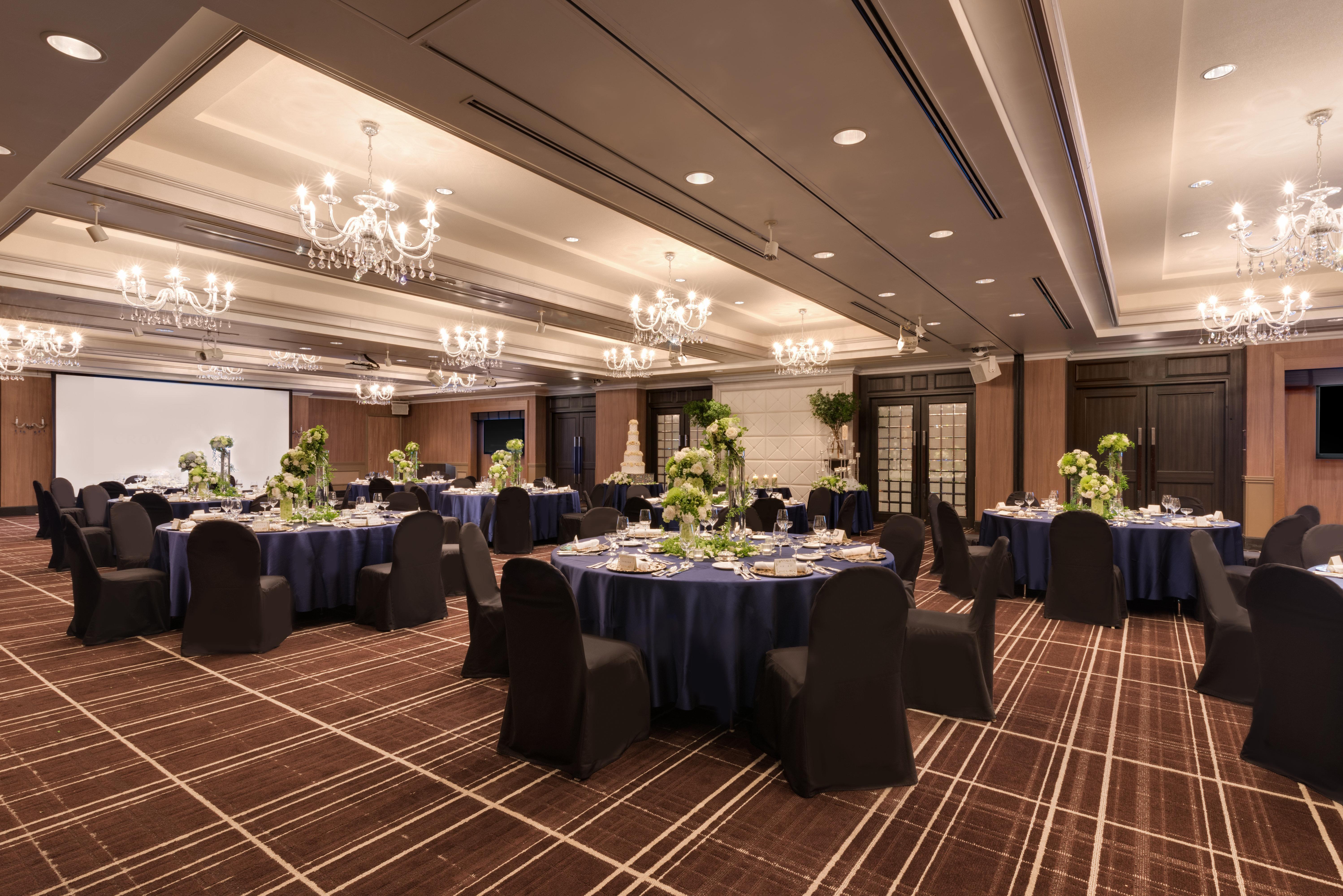 Отель Ana Crowne Plaza Toyama By Ihg Экстерьер фото